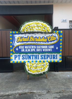 Papan Bunga Duka di Plumpang